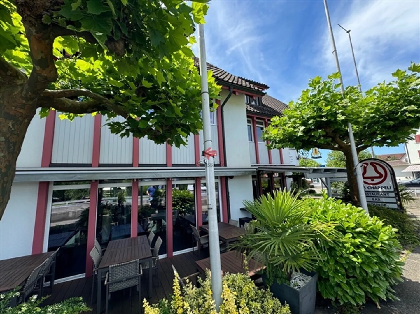 Unique Opportunity - Restaurant & Apartment - Photo 3 of 13