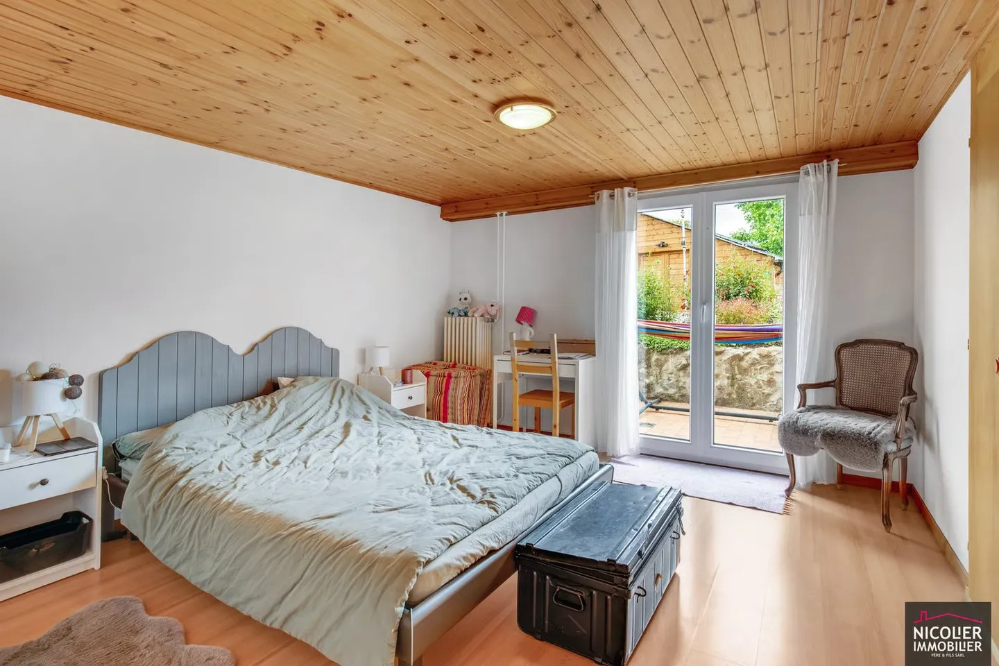 Maison familiale avec 4,5 pièces + un appartement de 2,5 pièces - Photo 10 sur 11