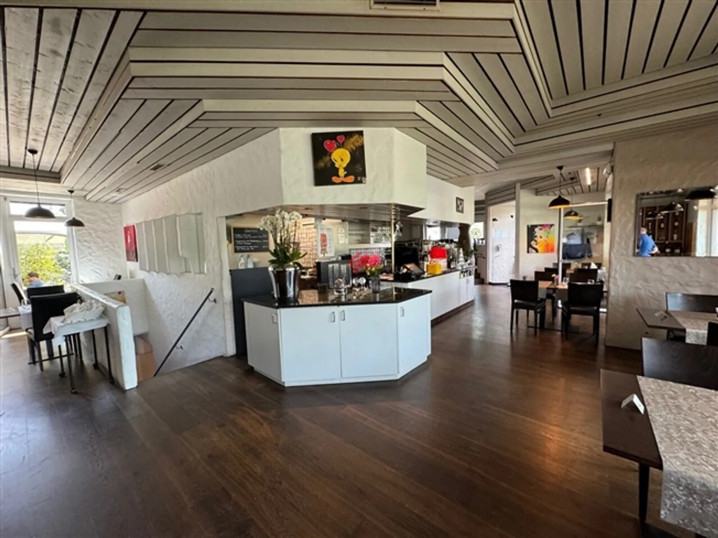 Unique Opportunity - Restaurant & Apartment - Photo 6 of 13