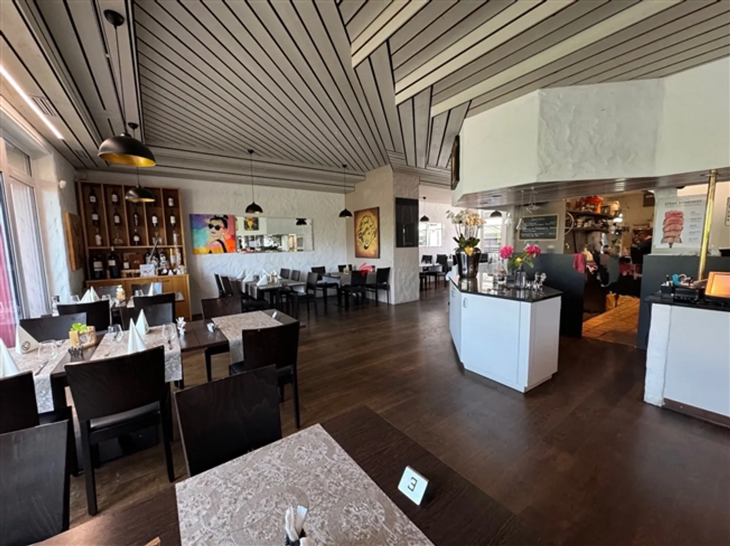 Unique Opportunity - Restaurant & Apartment - Photo 4 of 13