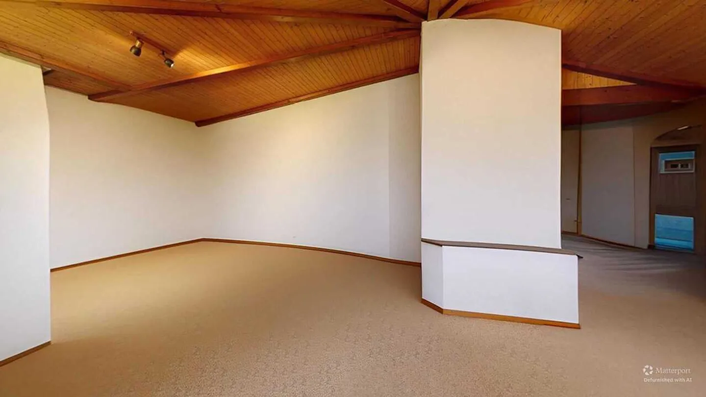 Vivre, Travailler, Développer : Immeuble résidentiel et commercial avec réserve foncière - Photo 2 sur 12