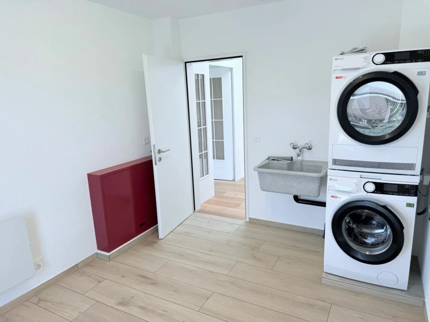 Komplett renovierte 6-Zimmer Attika mit grossem Wintergarten - Foto 15 di 23