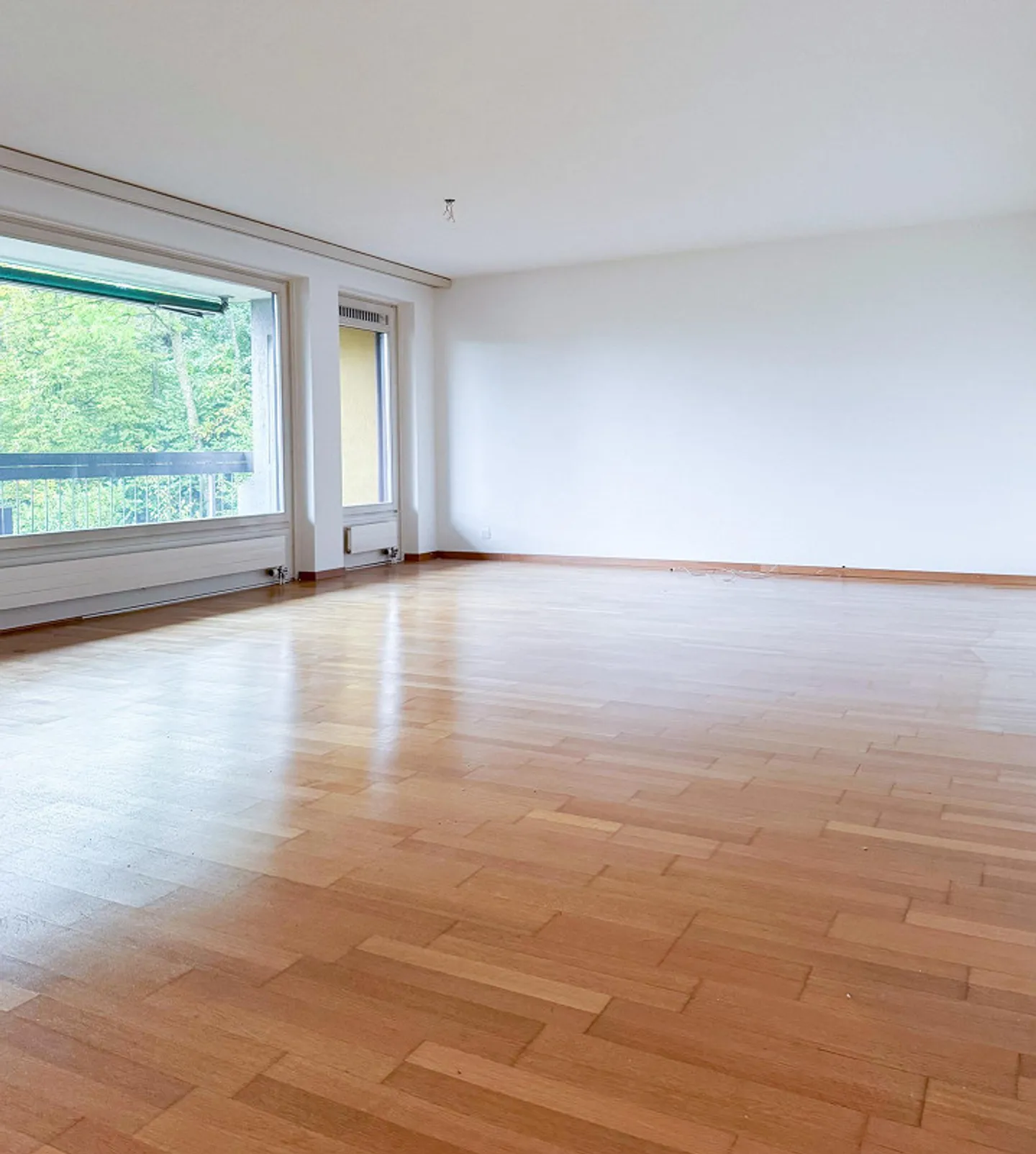 Spacious apartment in the popular Benziwil district! - Photo 1 of 11