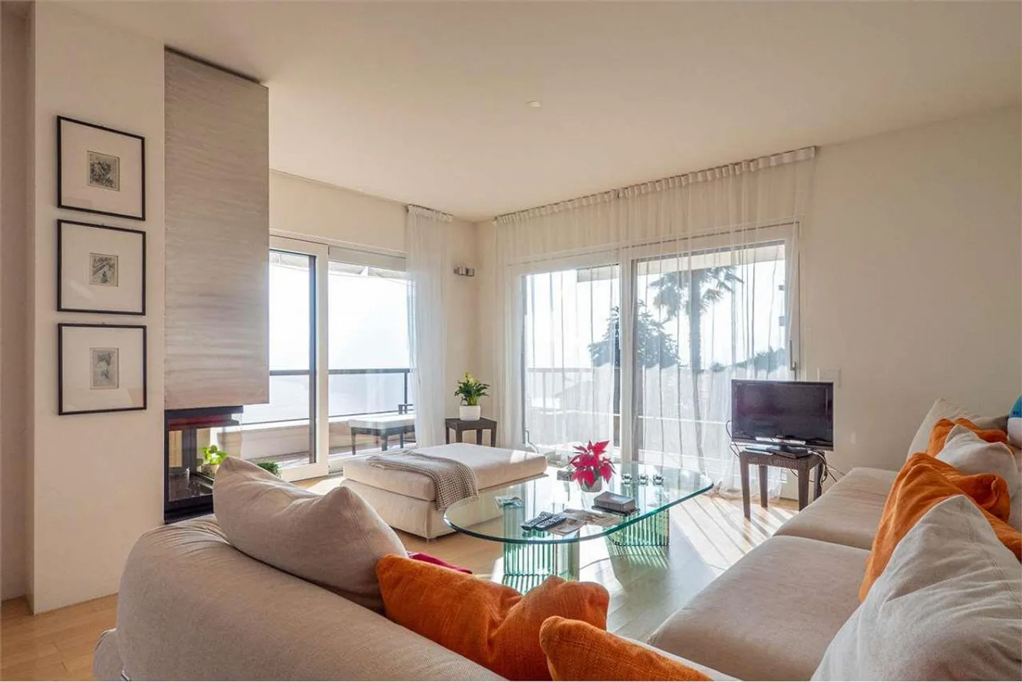 LUGANO - SPLENDID 4.5 ROOMS WITH LAKE VIEW - Photo 3 of 10