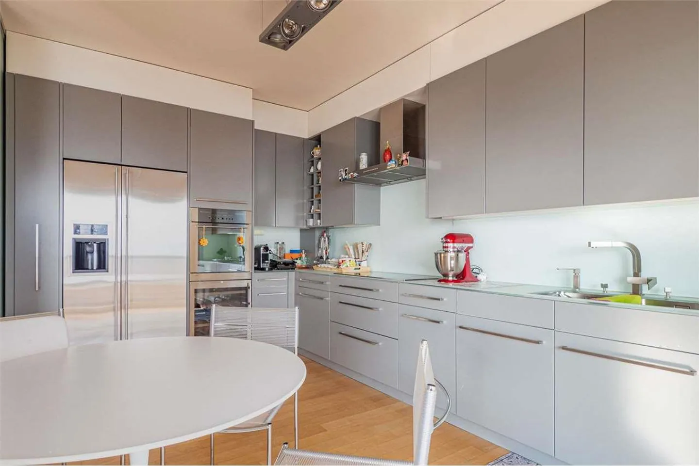 LUGANO - SPLENDID 4.5 ROOMS WITH LAKE VIEW - Photo 6 of 10