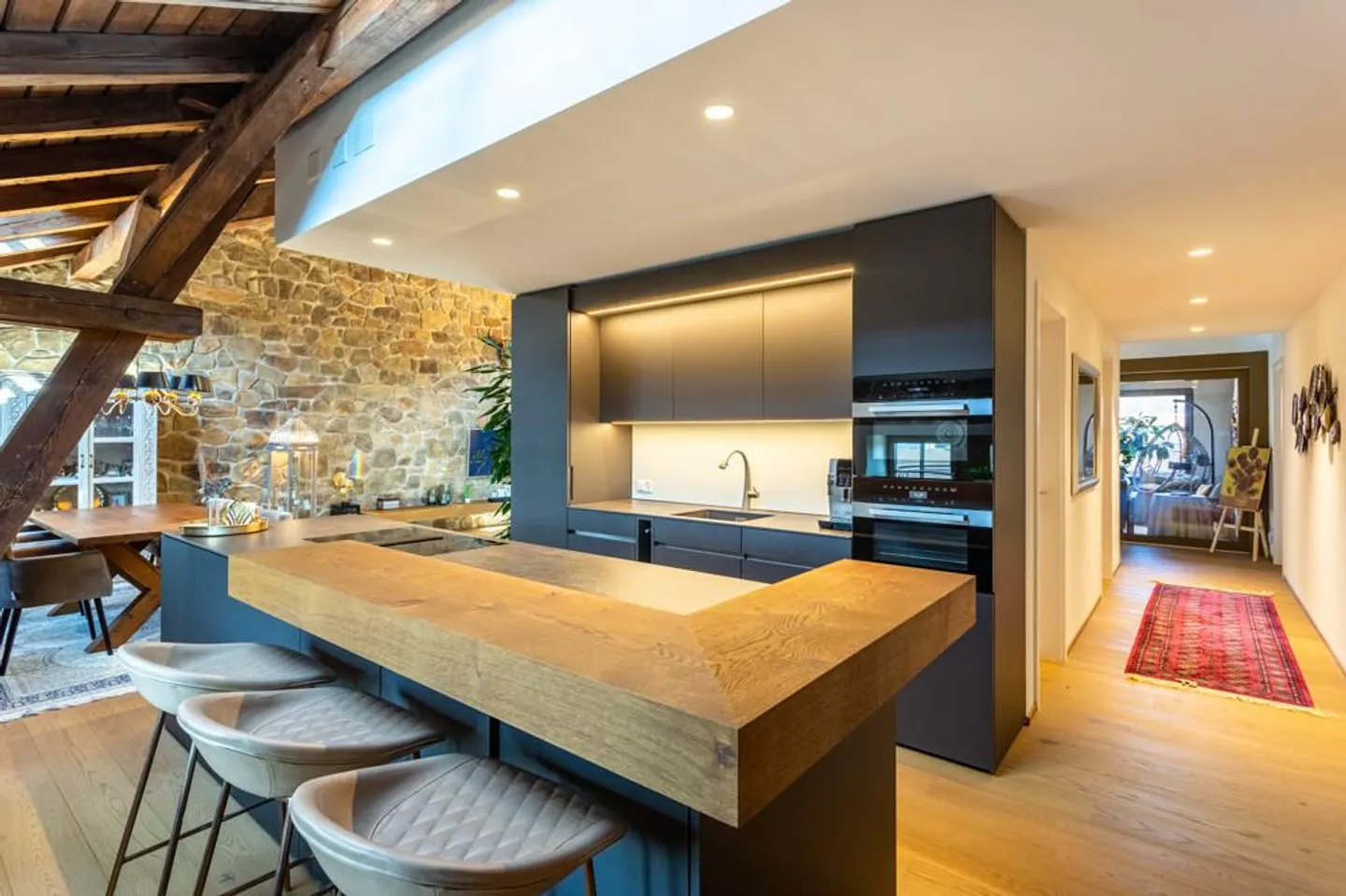 Loft impressionnant directement sur le lac de Constance - Photo 2 sur 10