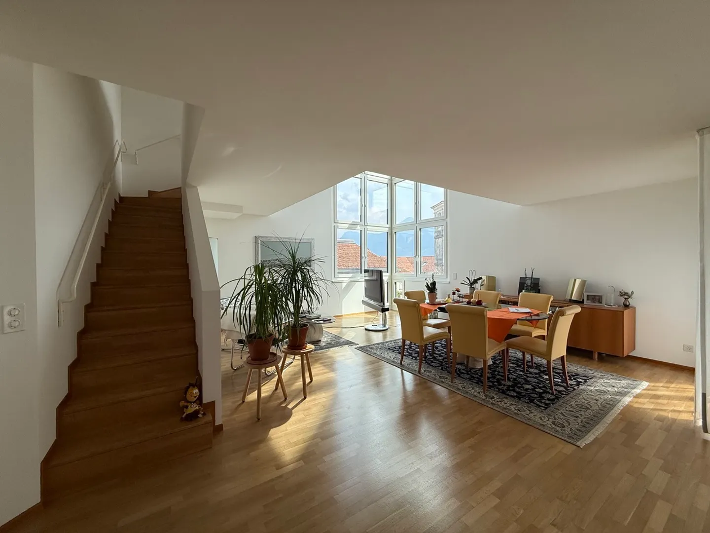 PRÄCHTIGE DACHGESCHOSS - Foto 3 von 16