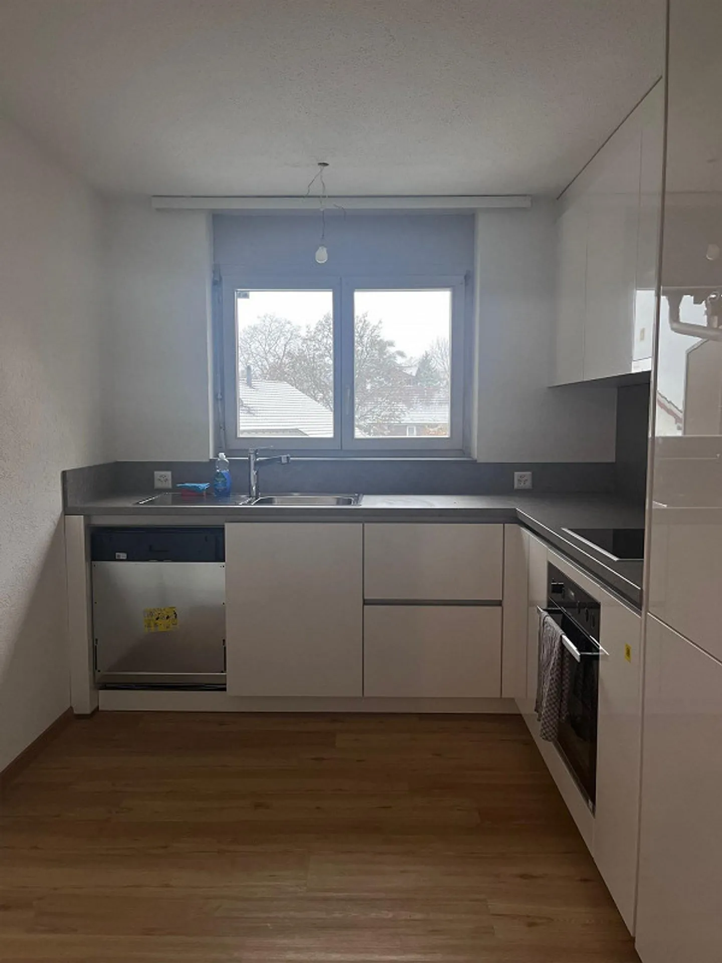 Appartamento luminoso recentemente ristrutturato di 5 1/2 stanze - Foto 1 di 12