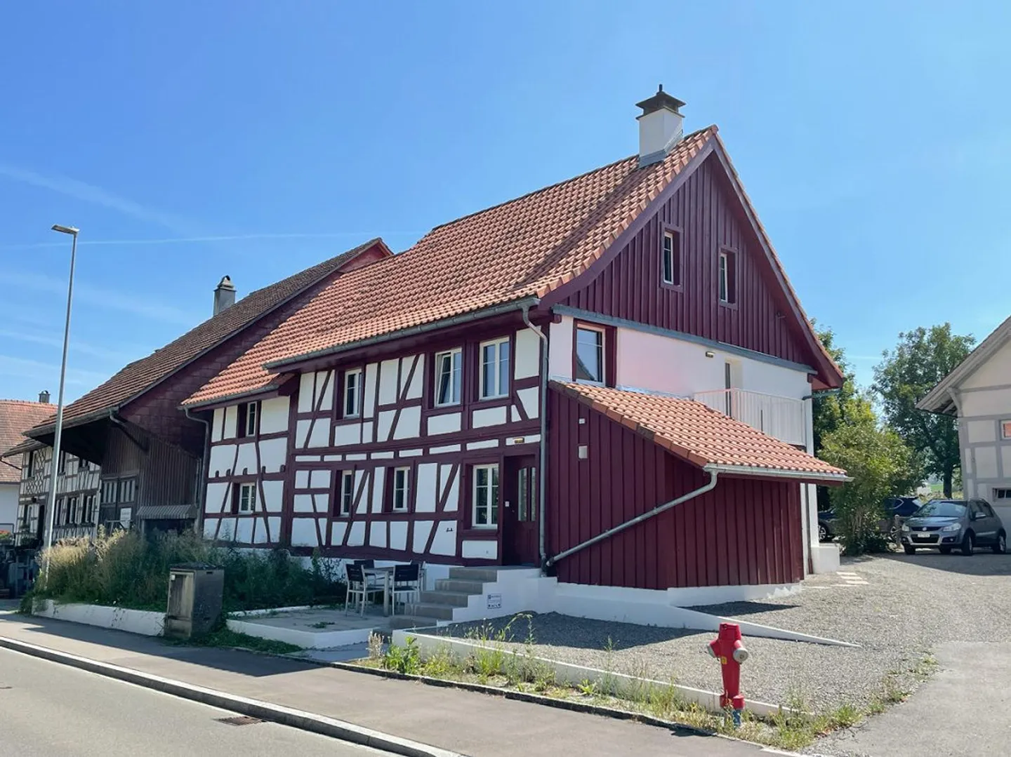 Moderno, appartamento 2.5 stanze completamente ristrutturato a Wagenhausen - Foto 1 di 8