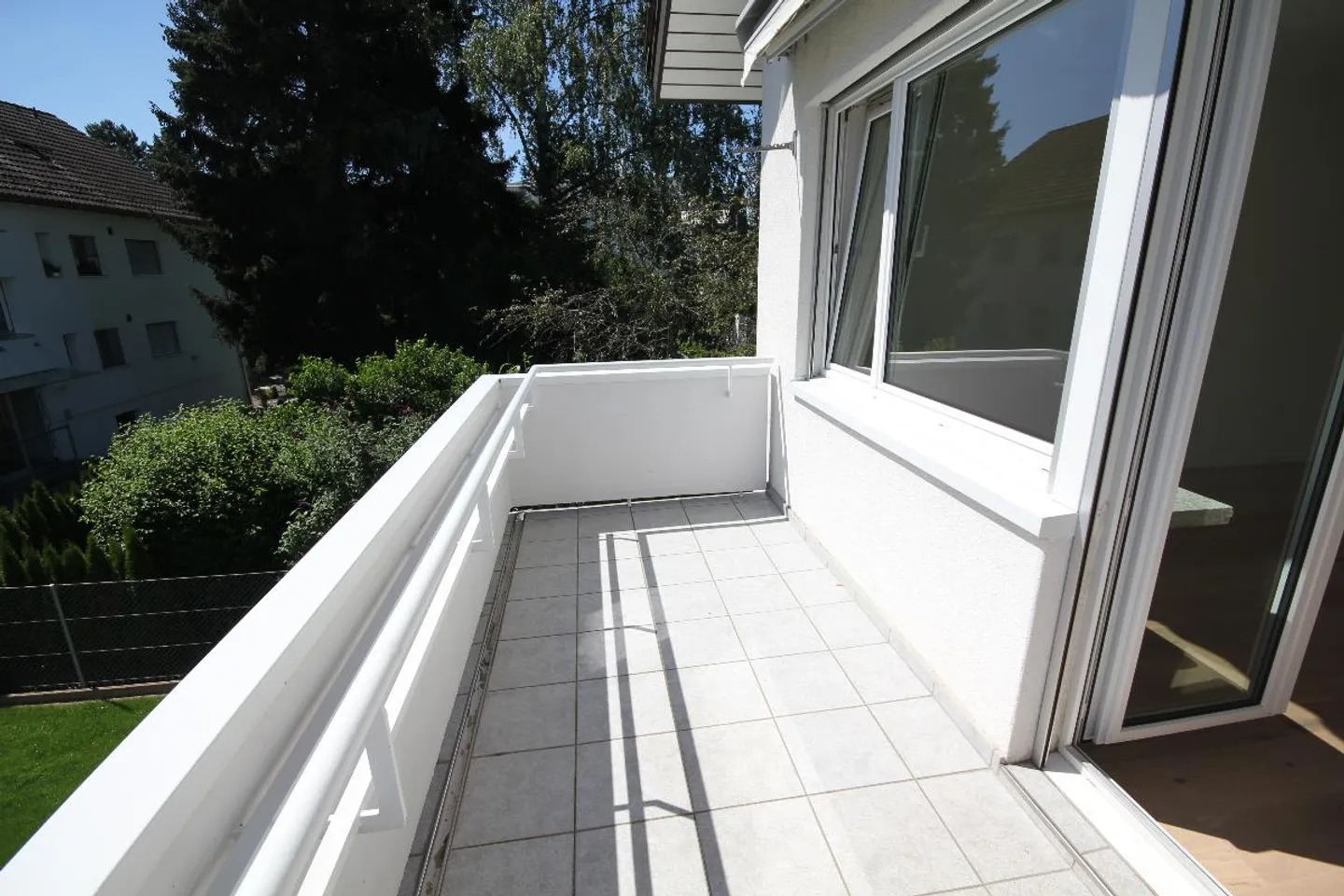 Appartamento moderno 1,5 locali, balcone sul giardino, in una casa molto ben tenuta - Foto 4 di 10