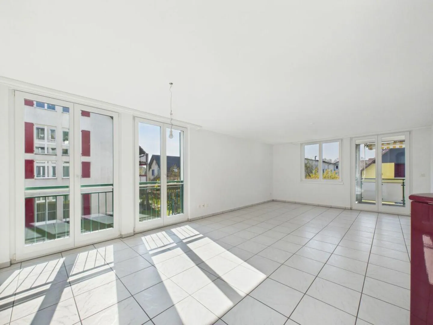 Appartement ensoleillé avec charme - Photo 1 sur 9