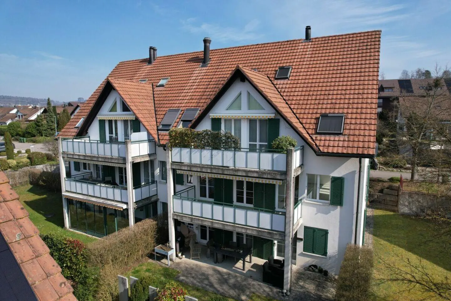 Appartement ensoleillé avec charme - Photo 9 sur 9