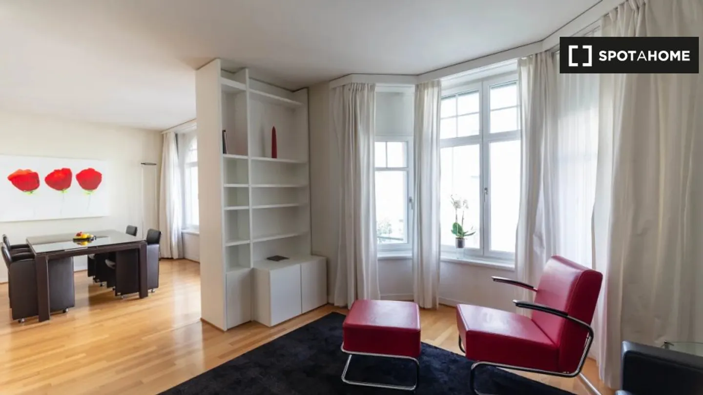 Discover, visit and rent your new home online with full confidence. - Photo 9 of 15