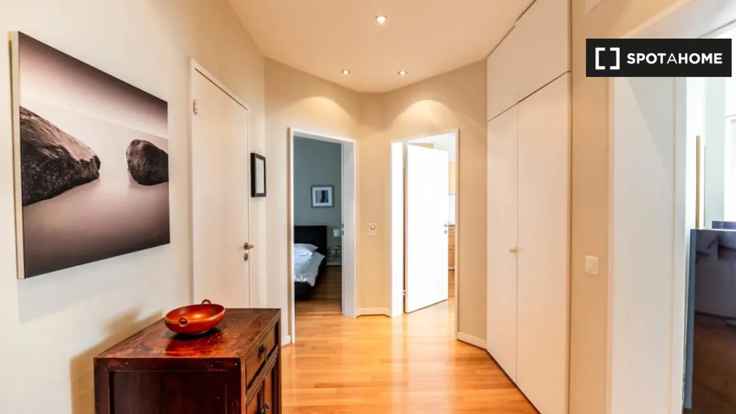 Discover, visit and rent your new home online with full confidence. - Photo 15 of 15