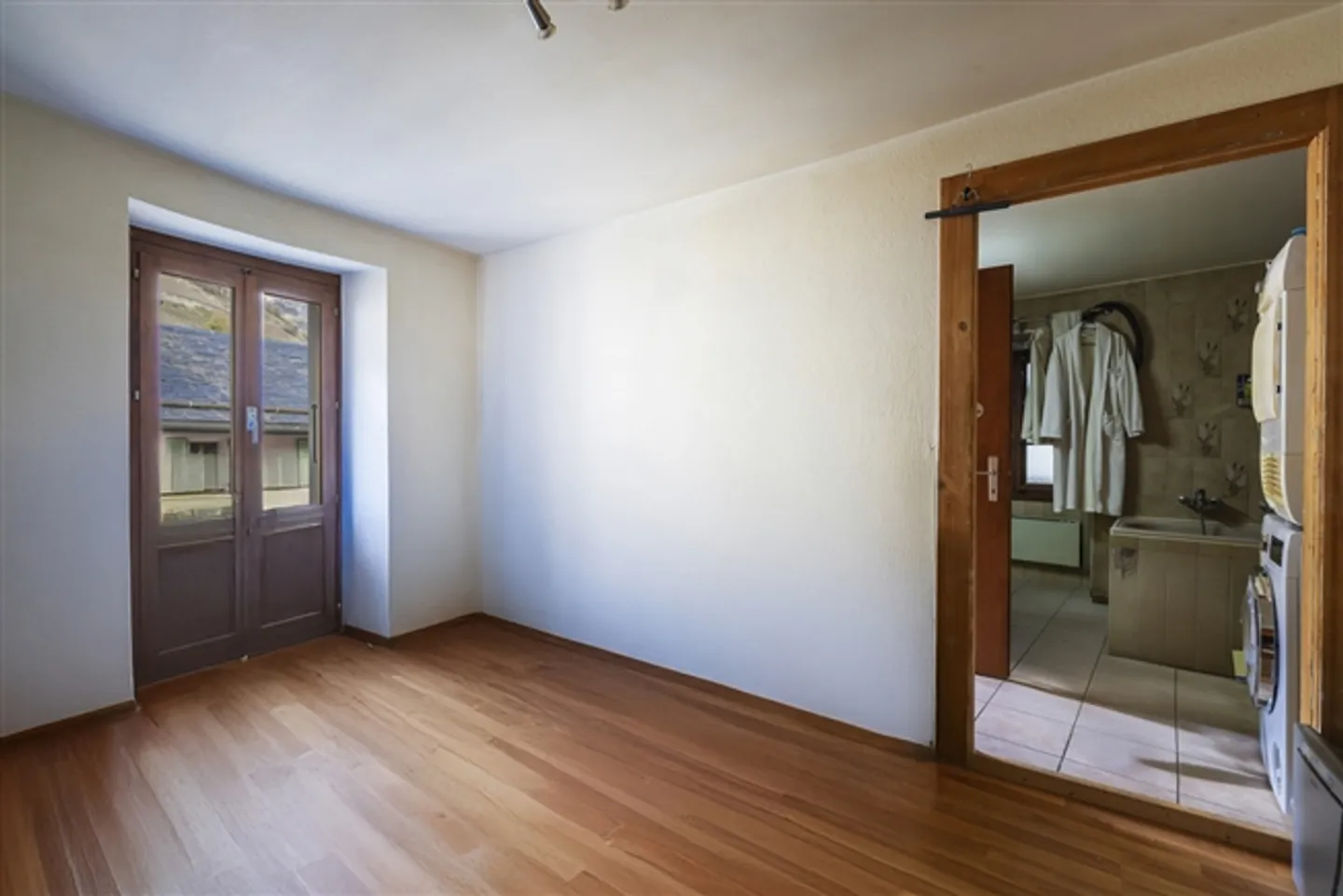 Un piccolo gioiello nel cuore del centro medievale di Saillon - Foto 10 di 11