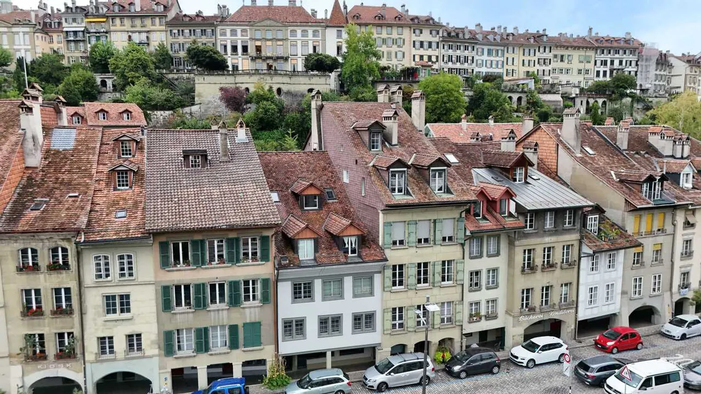 Investment property in the heart of Bern - Photo 2 of 6