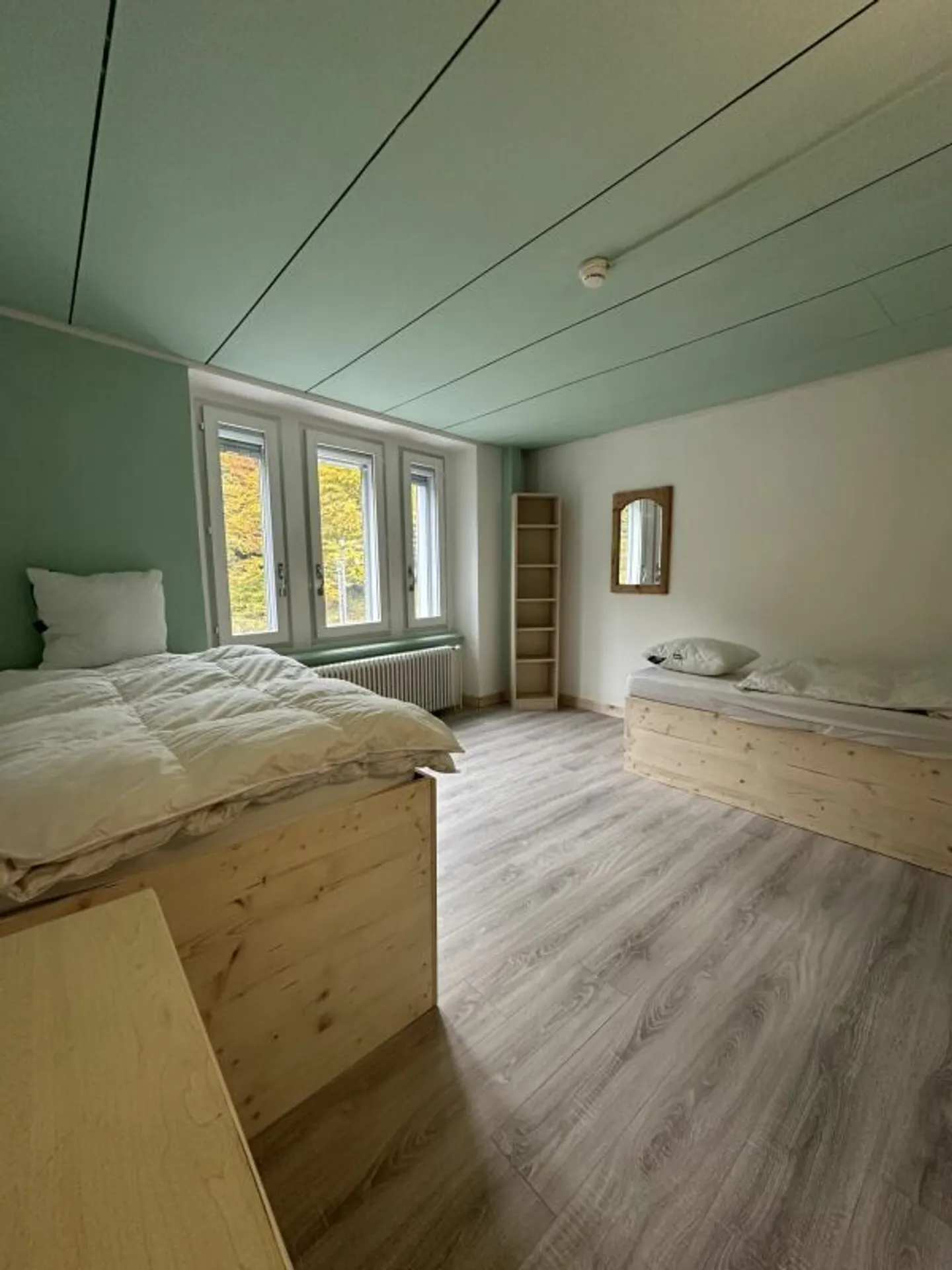 Room for short-term rental, seasonal workers - Photo 1 of 15