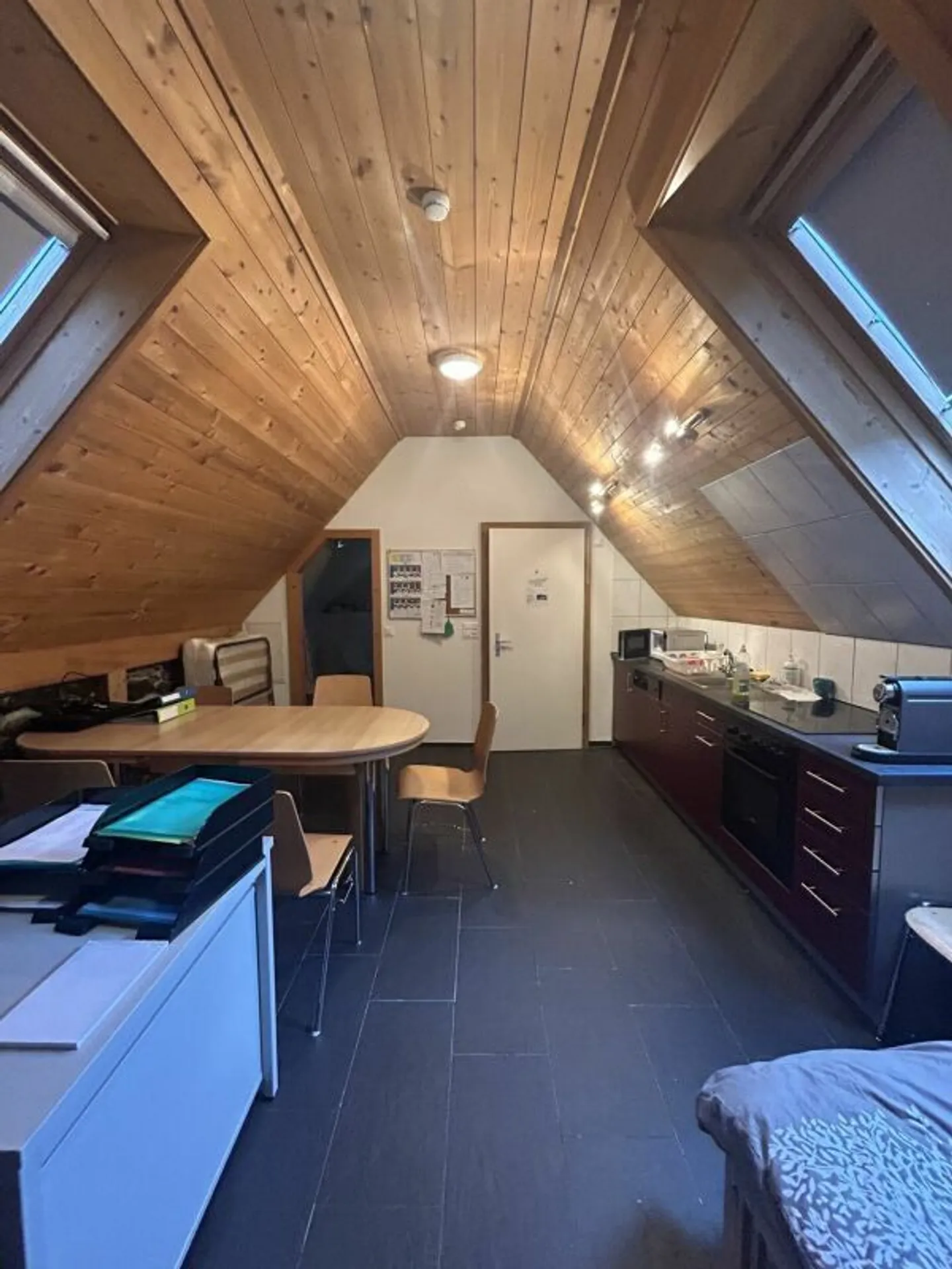 Room for short-term rental, seasonal workers - Photo 2 of 15