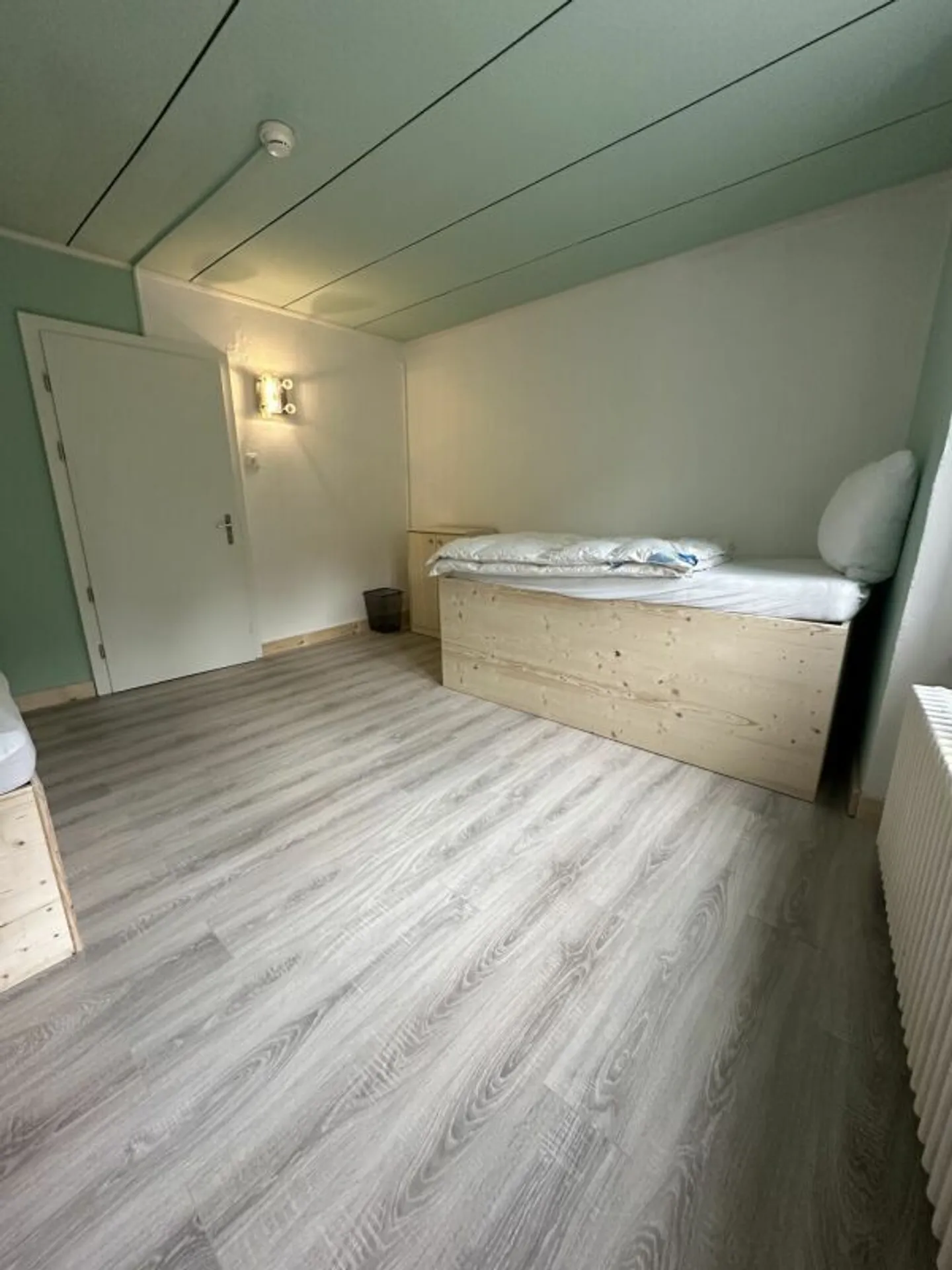 Room for short-term rental, seasonal workers - Photo 12 of 15