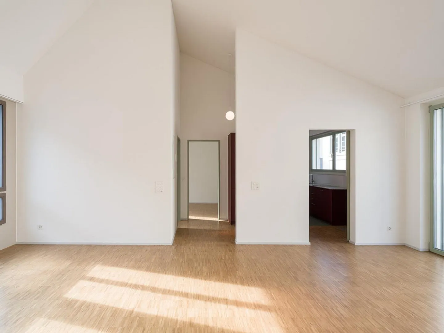 Moderne Wohnung mit Terrasse - Foto 3 von 10