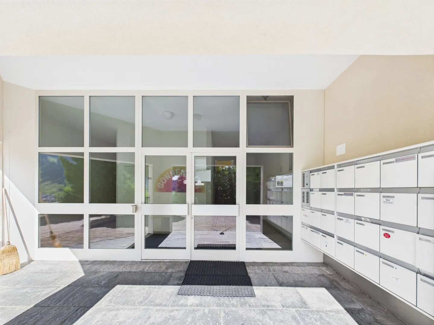 Terrace apartment with 180° mountain views, two bathrooms and lift! - Photo 21 sur 29