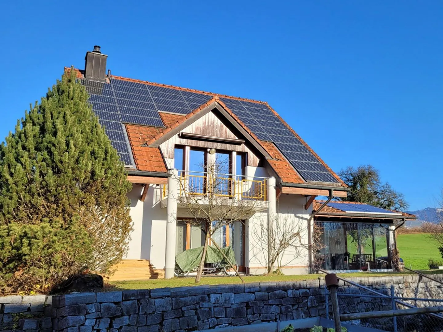 Sehr ruhig gelegene 3.5-Zimmer Maisonette-Wohnung in Uznach - Foto 2 von 12