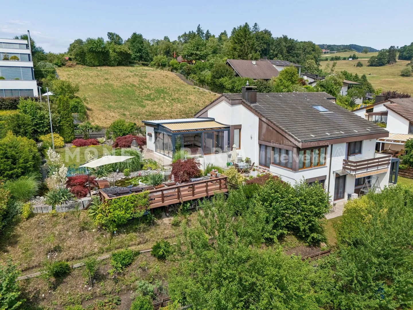 Maison individuelle unique de 6,5 avec vue panoramique - Photo 1 sur 16