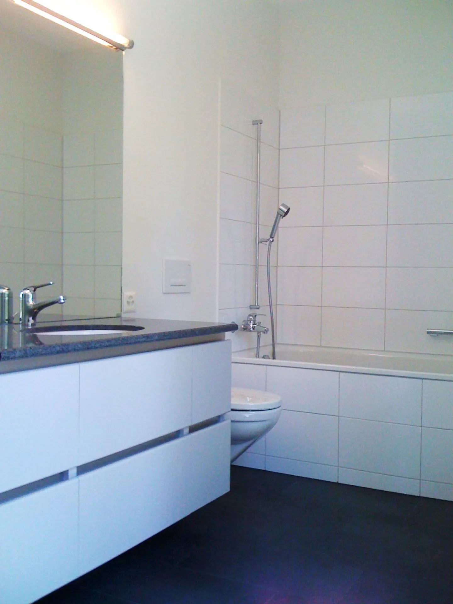 Exklusive 5.5-Zimmer-Altbauwohnung mit eigener Terasse in Bern zu vermieten! - Foto 8 von 19