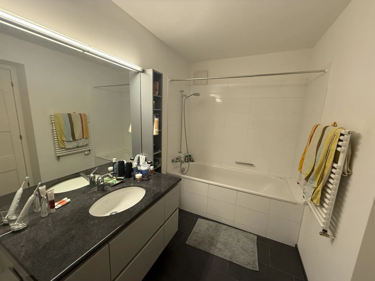 Exklusive 5.5-Zimmer-Altbauwohnung mit eigener Terasse in Bern zu vermieten! - Foto 11 von 19