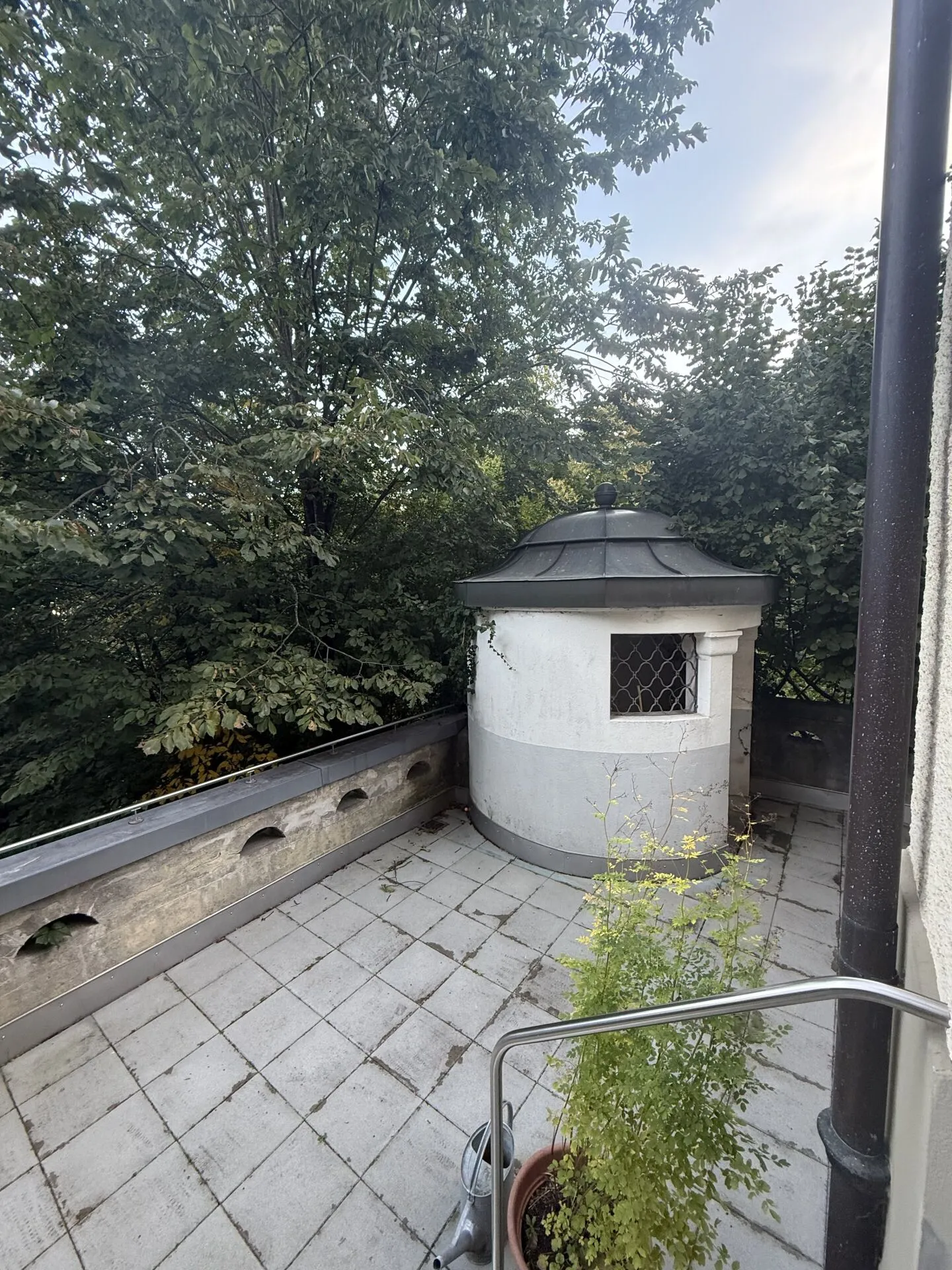Exklusive 5.5-Zimmer-Altbauwohnung mit eigener Terasse in Bern zu vermieten! - Foto 16 von 19