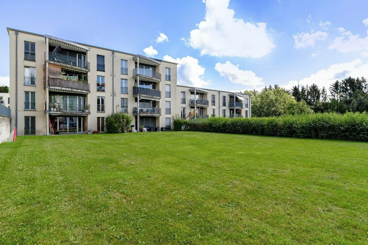 Spacious Apartment with Terrace - Photo 1 of 7