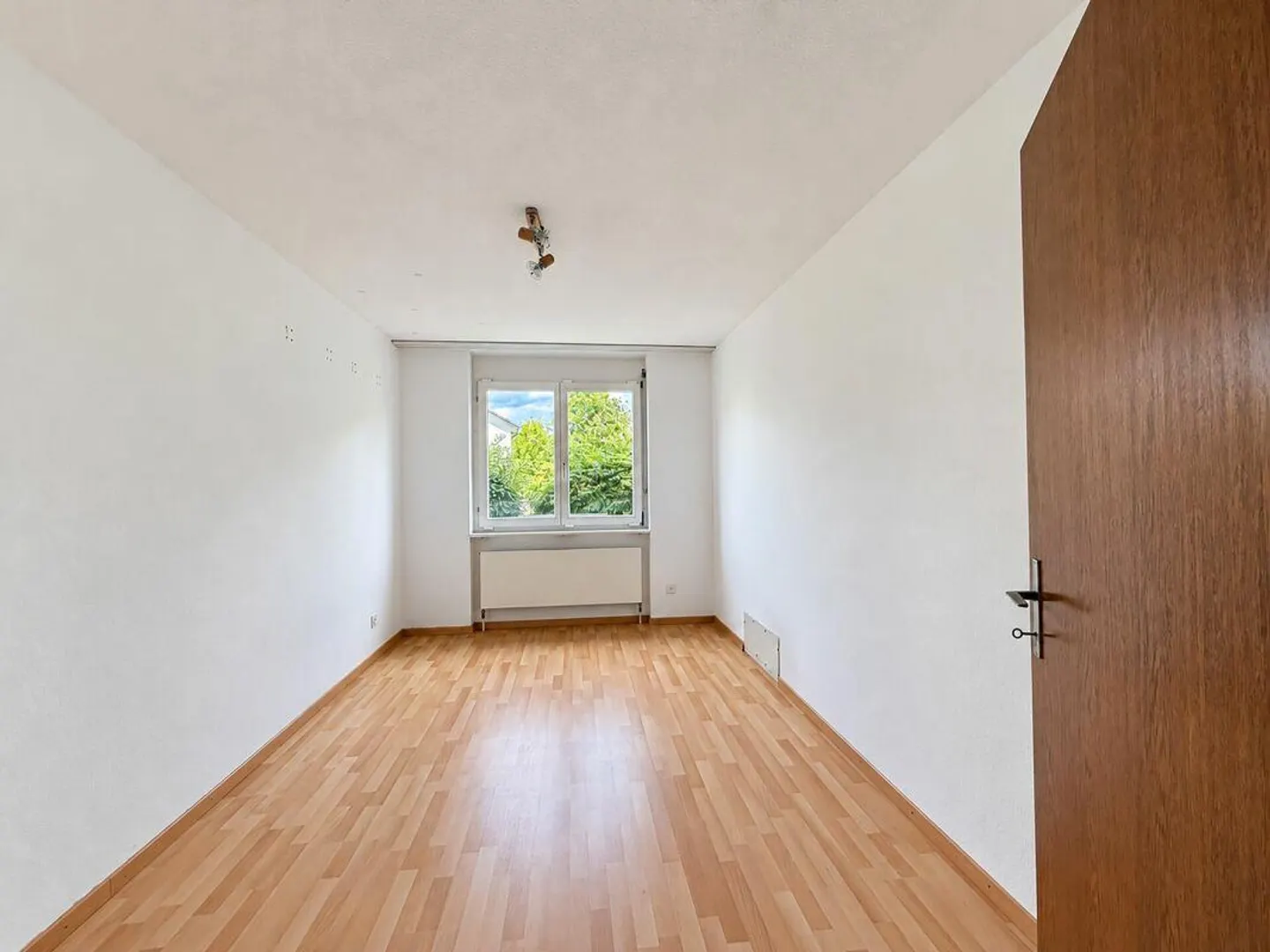 Attractive 3.5-Room Garden Apartment - Photo 9 of 14