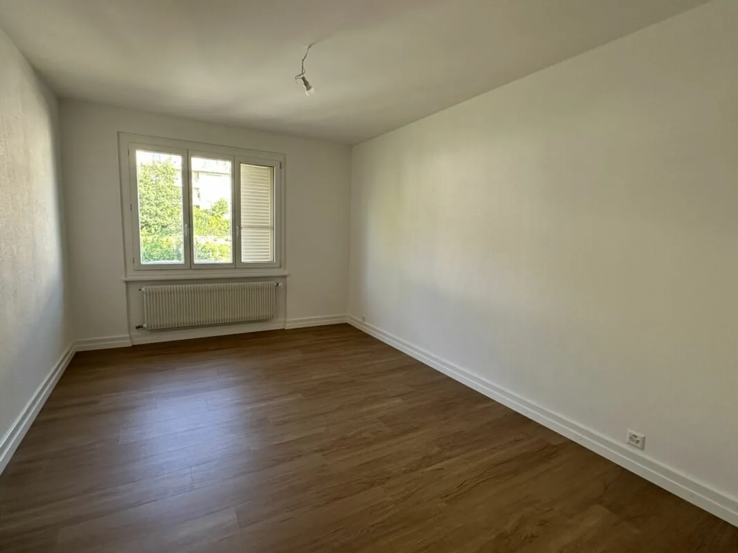 Bellissimo appartamento ristrutturato con 3 stanze e balcone - Foto 6 di 8