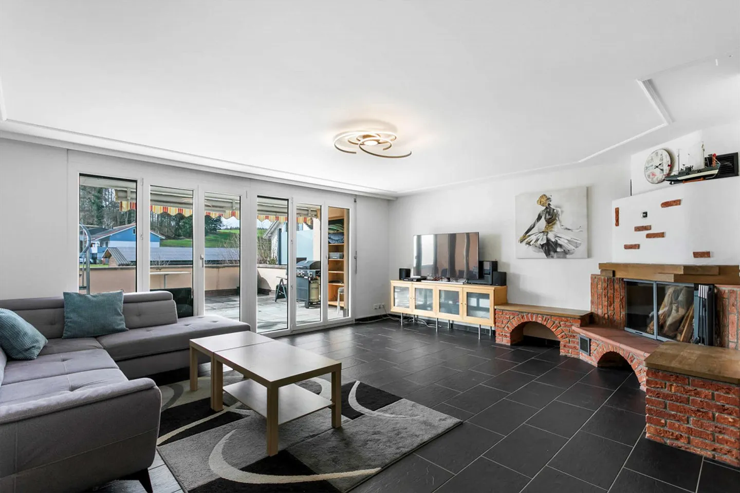 Maisonette on two floors - Photo 8 of 14