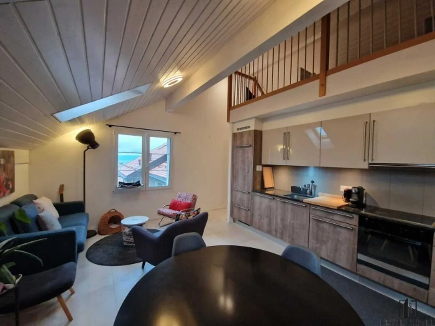 „Zu ergreifen, charmante 3-Zimmer-Wohnung im Herzen von Belmont“ - Foto 2 von 8