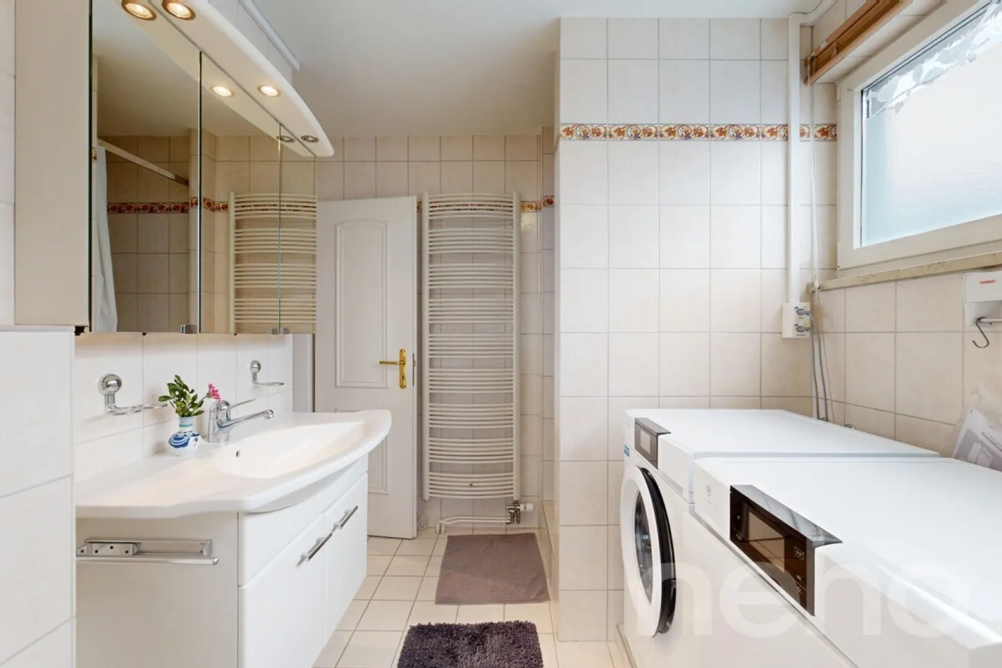 Appartamento luminoso 4.5 locali con balcone - Foto 7 di 12