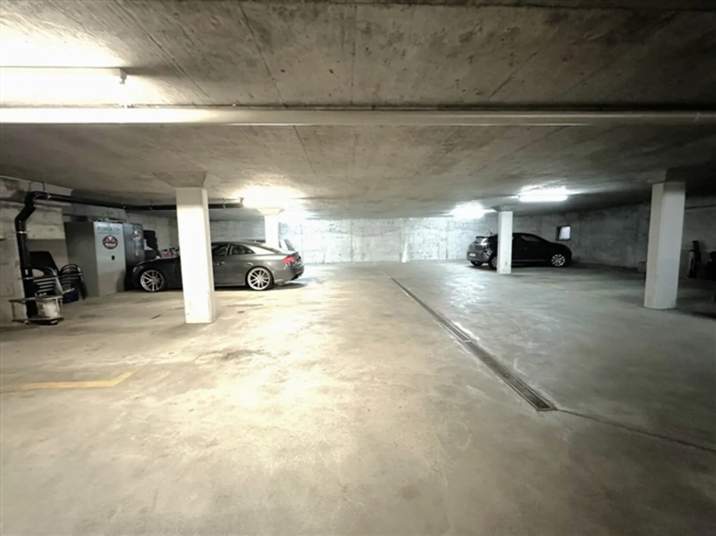Underground parking space in the heart of the village - Photo 1 of 1