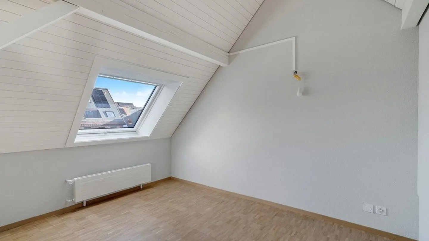 Geräumige Maisonette in Zürich - Foto 6 von 8