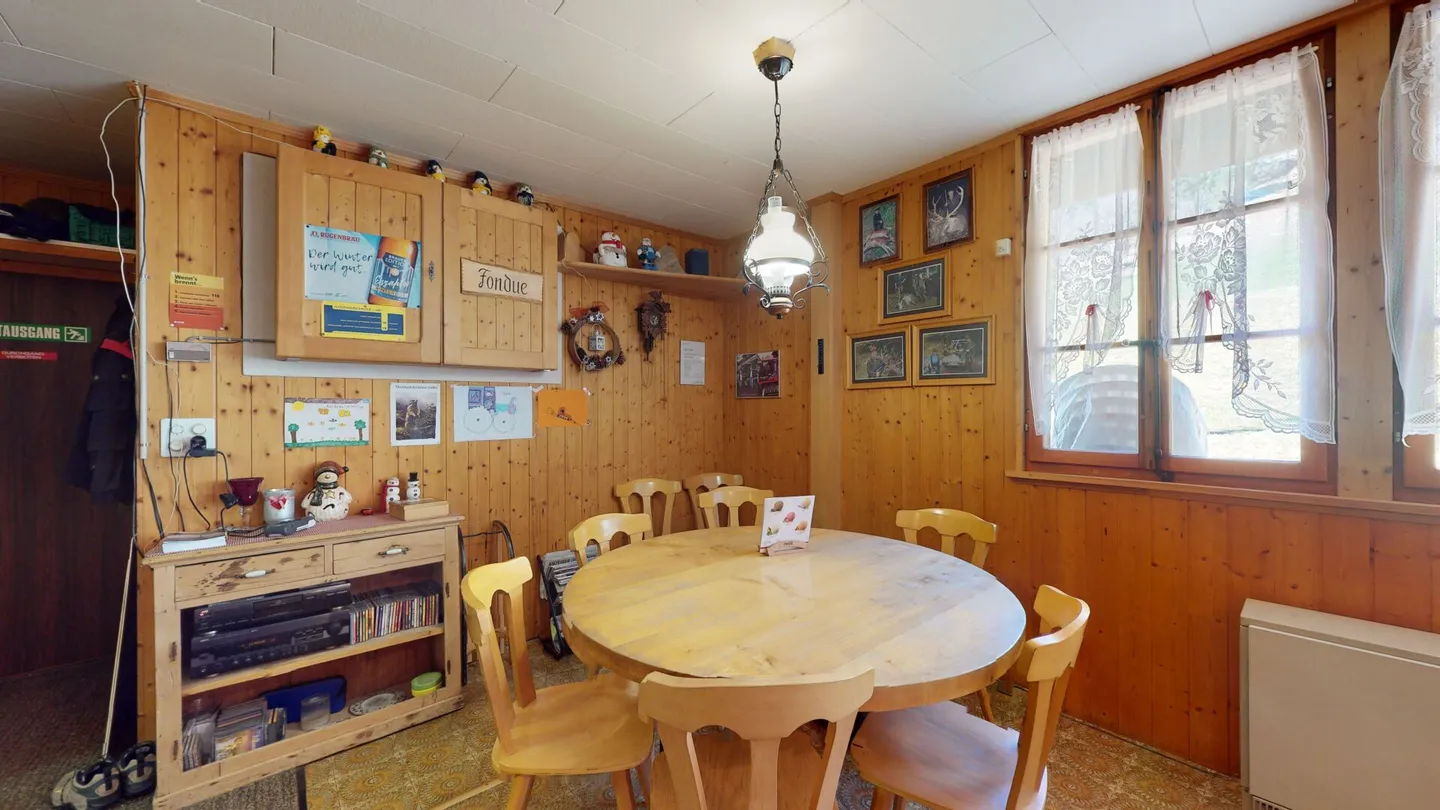 Restaurant `Pintli` avec appartement pour les invités - Photo 13 sur 16