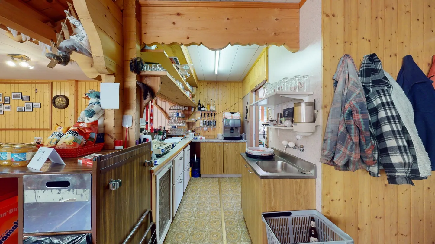 Restaurant `Pintli` avec appartement pour les invités - Photo 15 sur 16