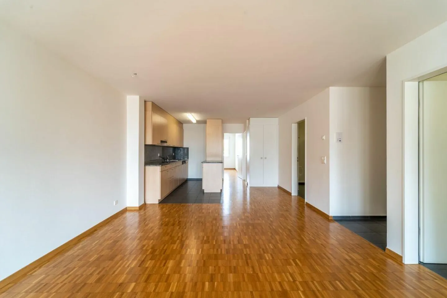 Spacious 4.5-room apartment with modern living comfort - Photo 2 of 12