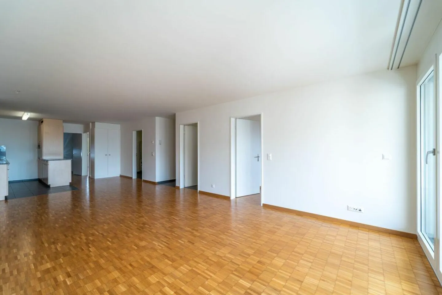 Spacious 4.5-room apartment with modern living comfort - Photo 4 of 12
