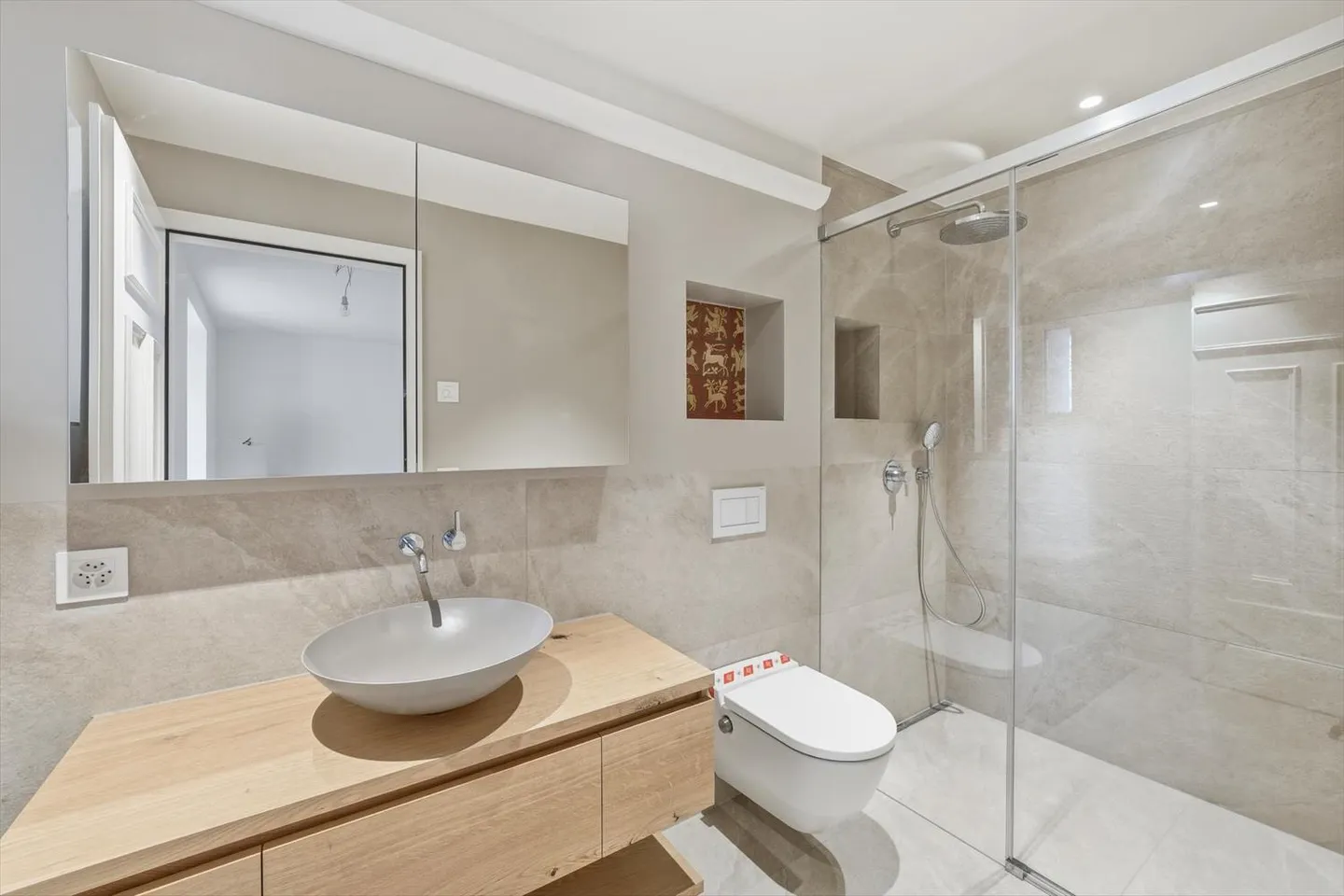 High-end apartment in Arzier - Photo 9 of 10