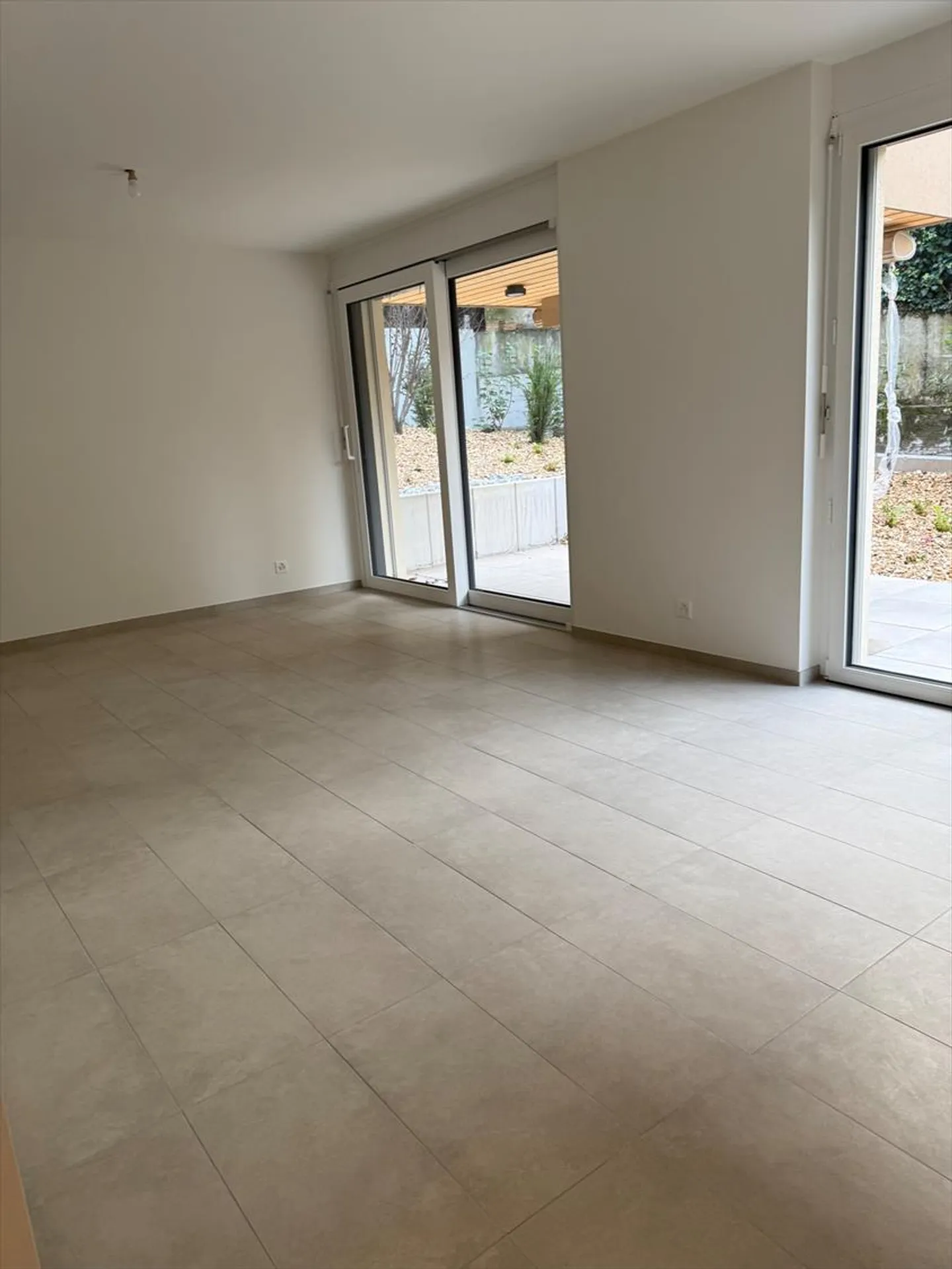 La Tour-de-Peilz - avenue Bel -Air 80 - appartement de 2 pièces au - Photo 2 sur 7