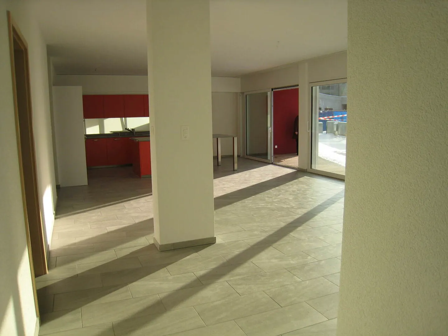 Wunderschöne Erdgeschosswohnung mit 3 1/2 Zimmern zu vermieten - Foto 4 von 13