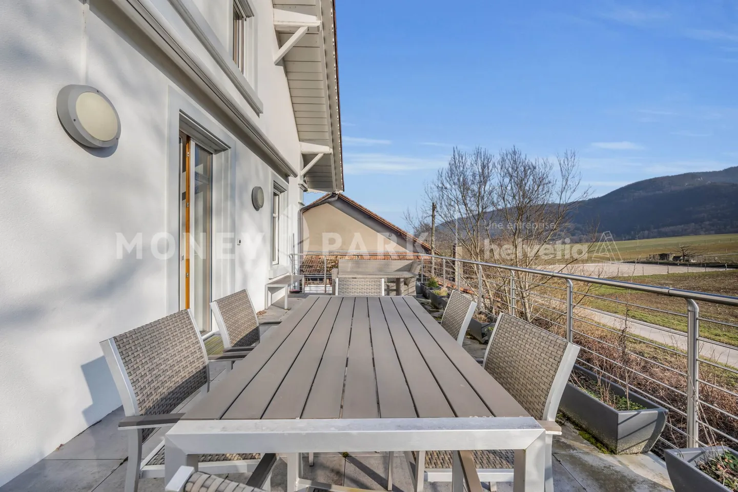 Große Villa mit Charme in Glovelier - Foto 11 von 13