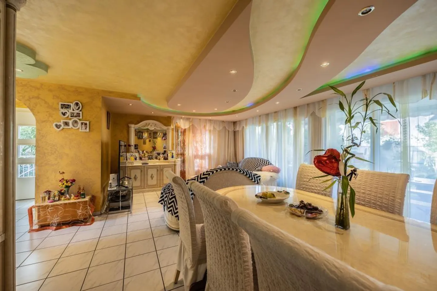 Casa bifamiliare di 7,5 stanze - Foto 4 di 11