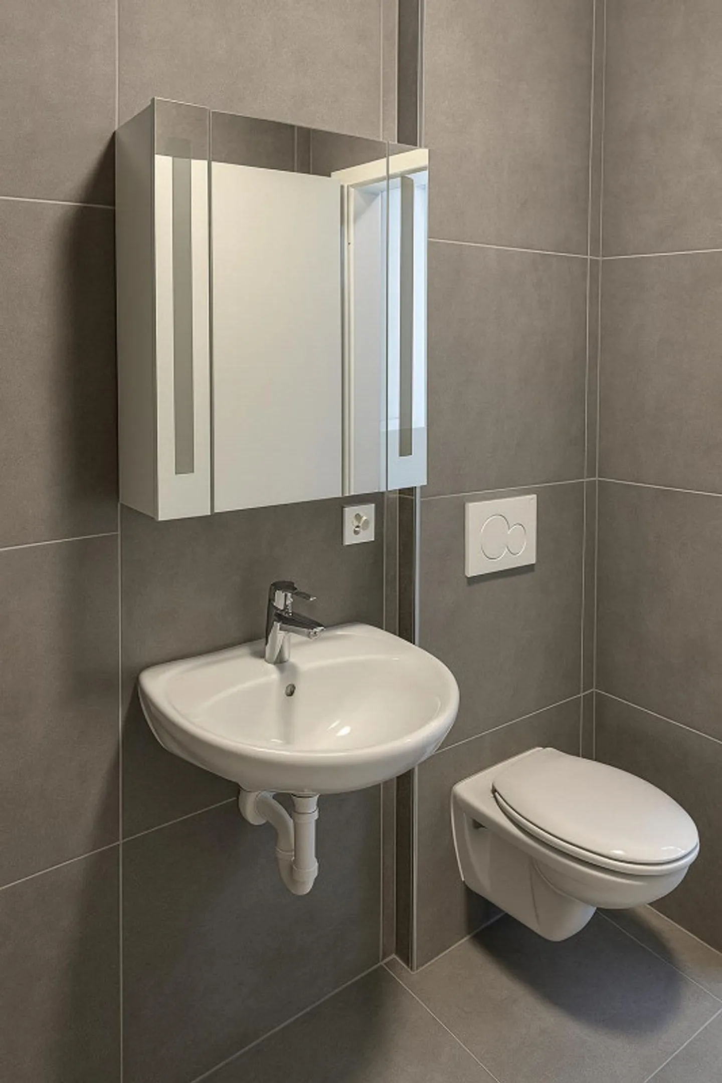 Appartements dans le quartier 4 de Zurich – Première occupation après rénovation complète - Photo 10 sur 11