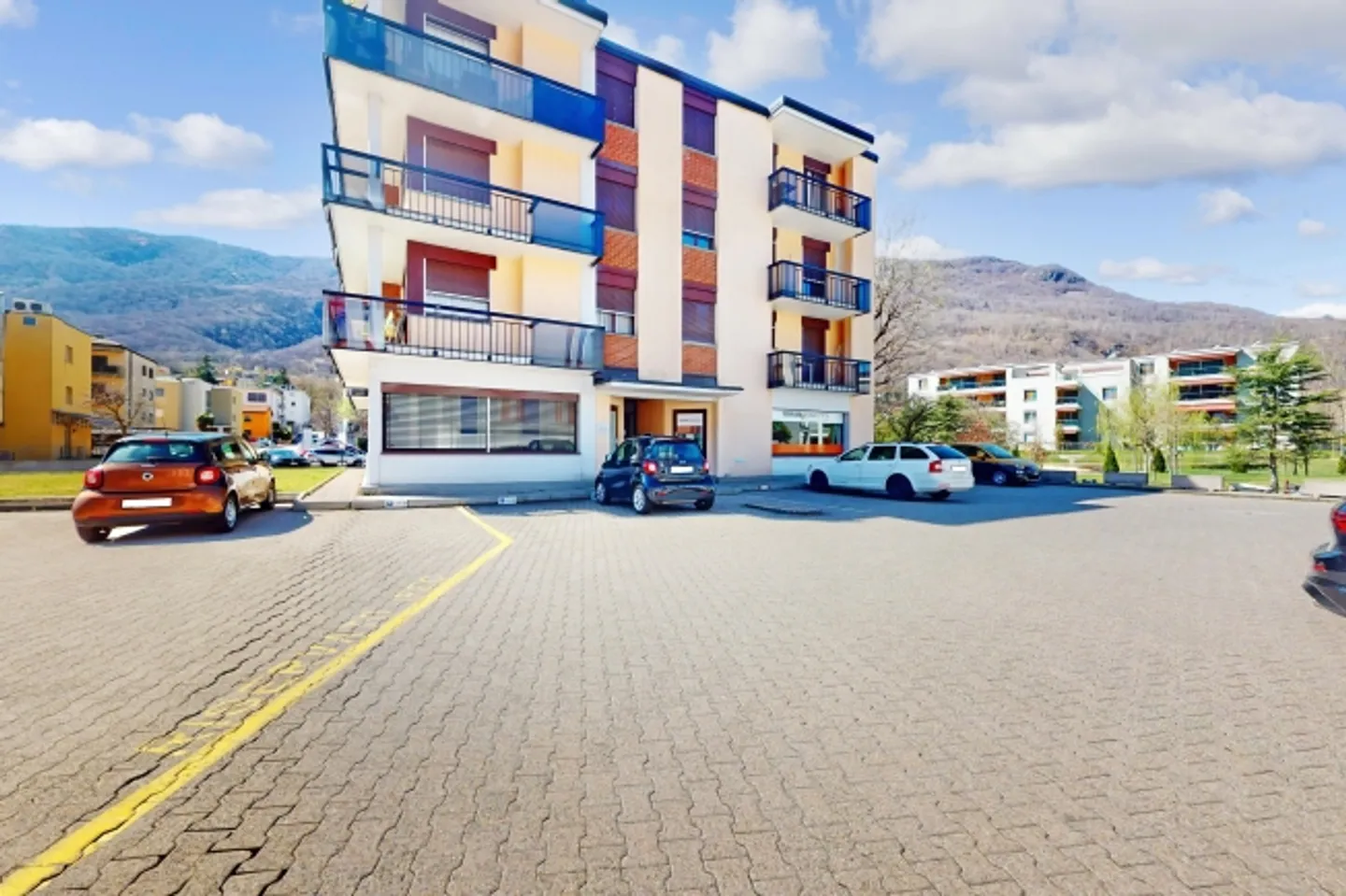 Espace de stockage de 48 m2 – Ampleur et praticité - Photo 1 sur 1