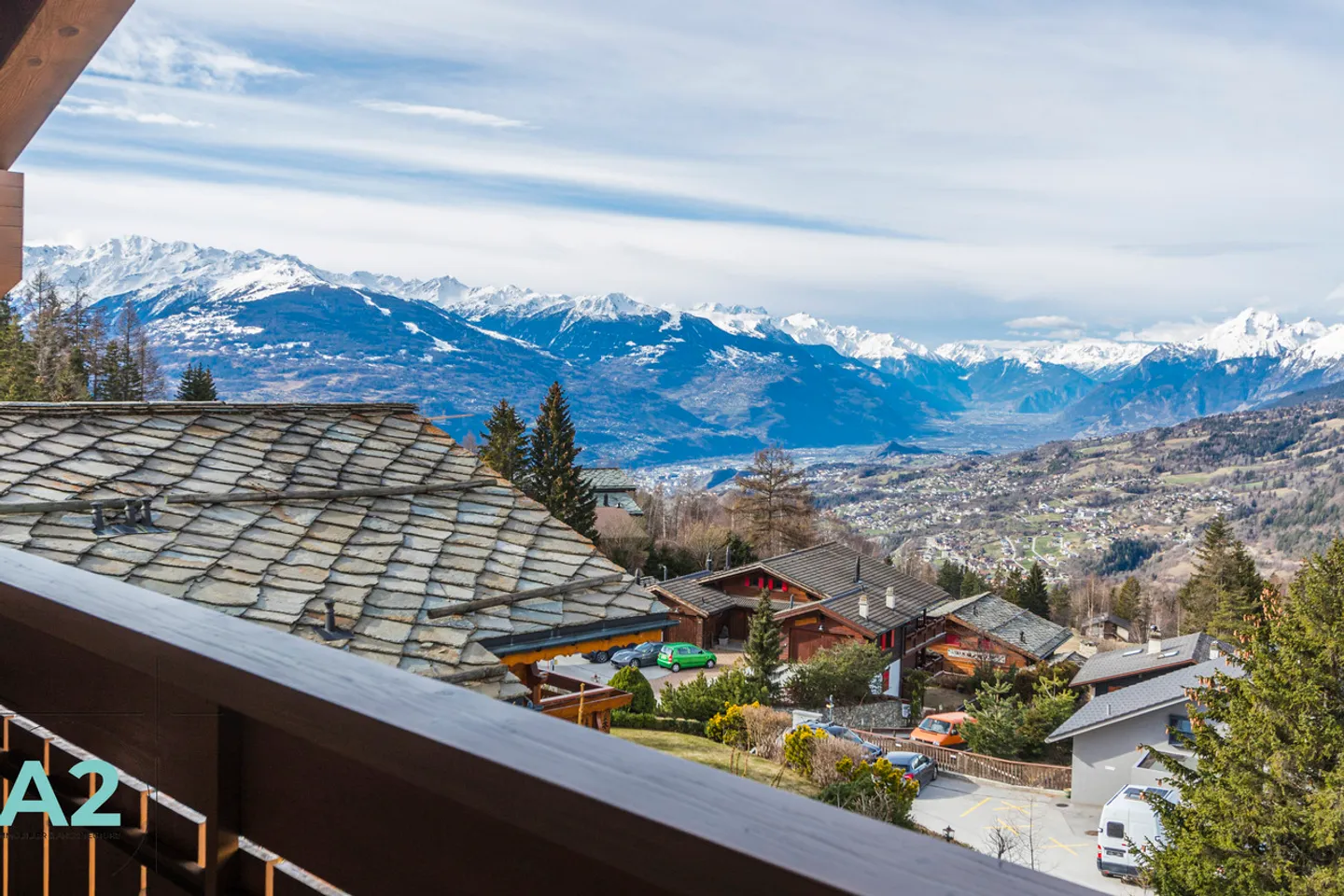 Chalet con Vista mozzafiato sulla Valle e le Alpi - Foto 3 di 19
